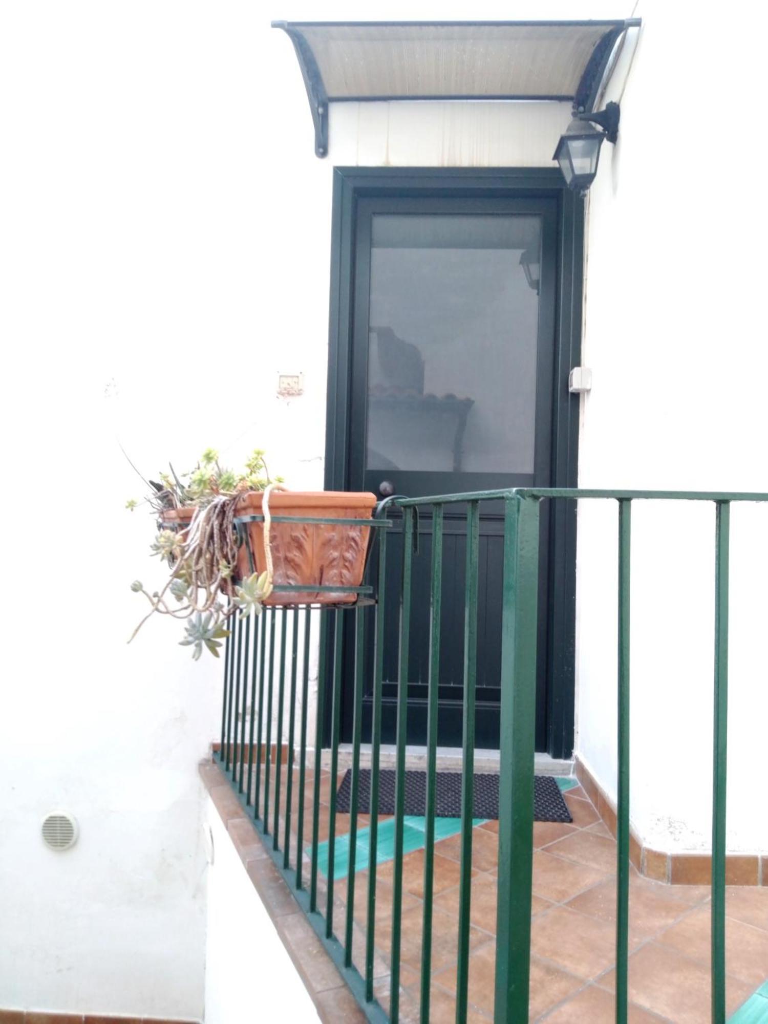 Sea Breeze House Apartment Amalfi Bagian luar foto