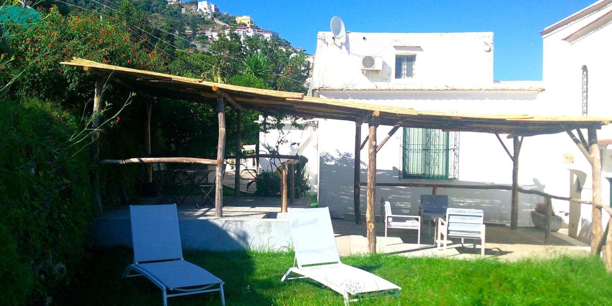 Sea Breeze House Apartment Amalfi Bagian luar foto